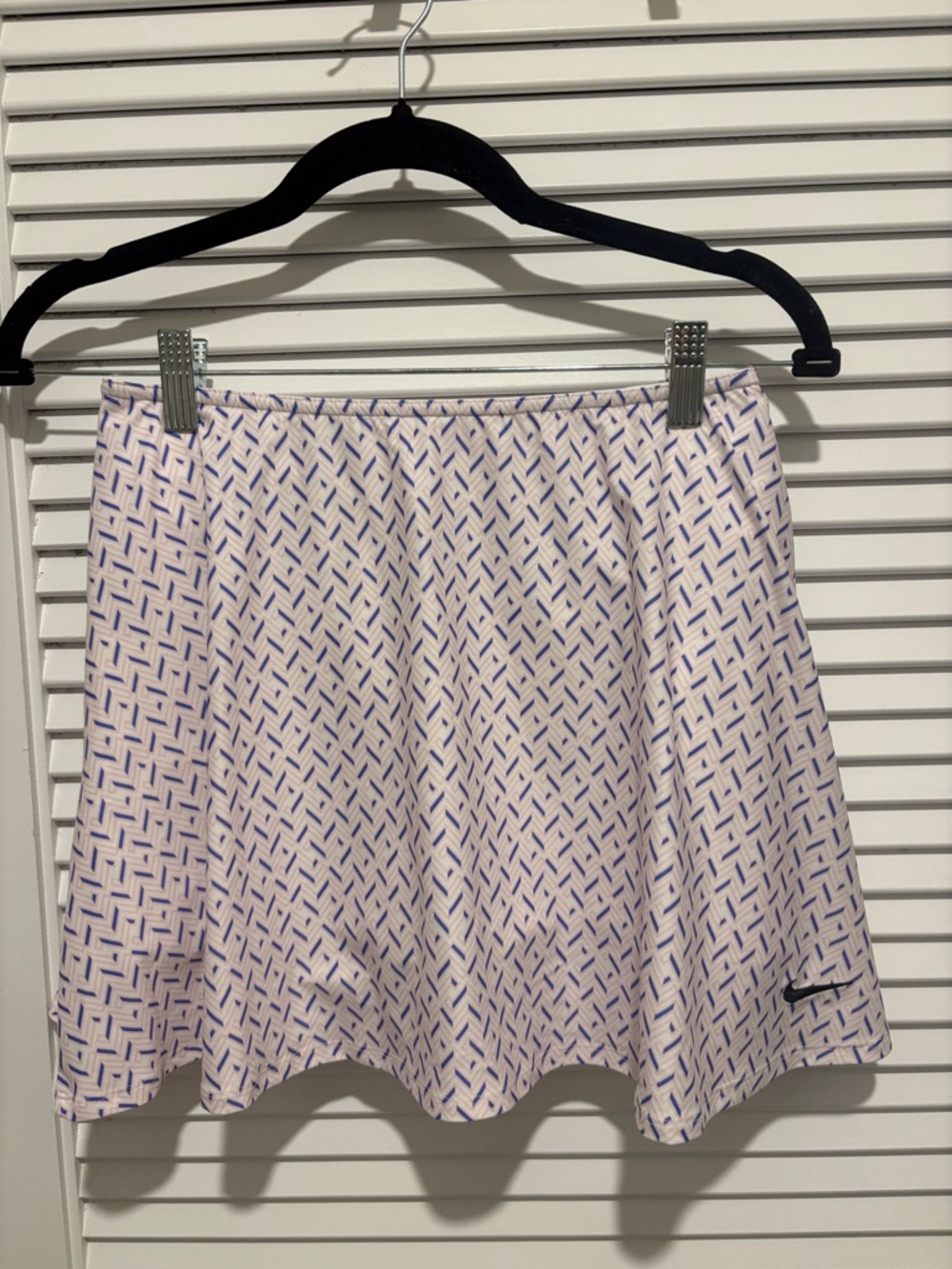 Nike White golf or tennis Skort with Purple Dash Print